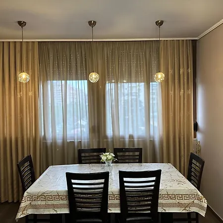 At The Center Appartement Vlorë