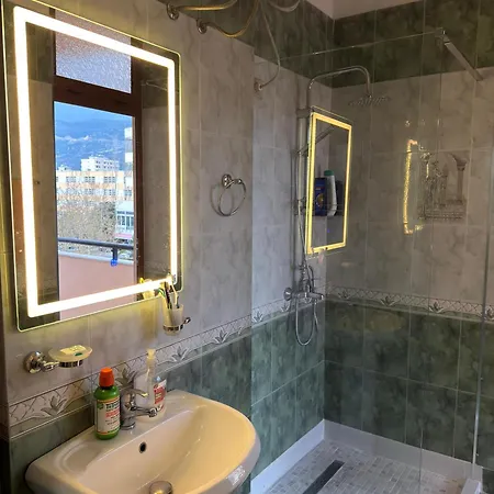At The Center Appartement